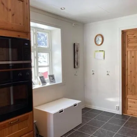 Сasa de vacaciones Comfortable House In Quiet Area