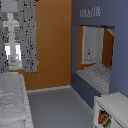 Comfortable House In Quiet Area Prázdninový dům Luster