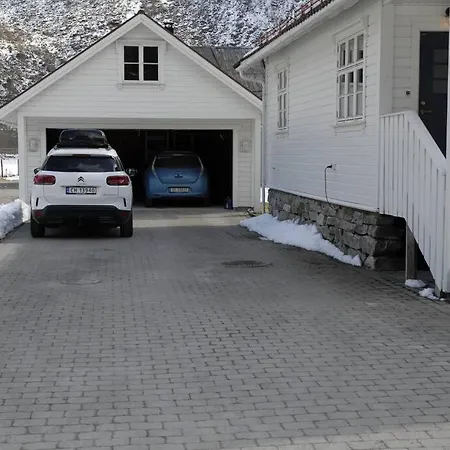 Comfortable House In Quiet Area Сasa de vacaciones Luster