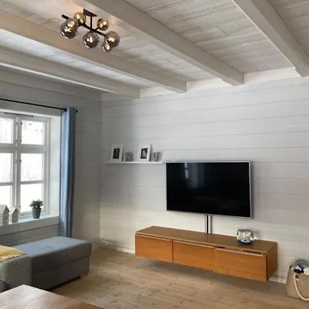 Comfortable House In Quiet Area Σπίτι διακοπών